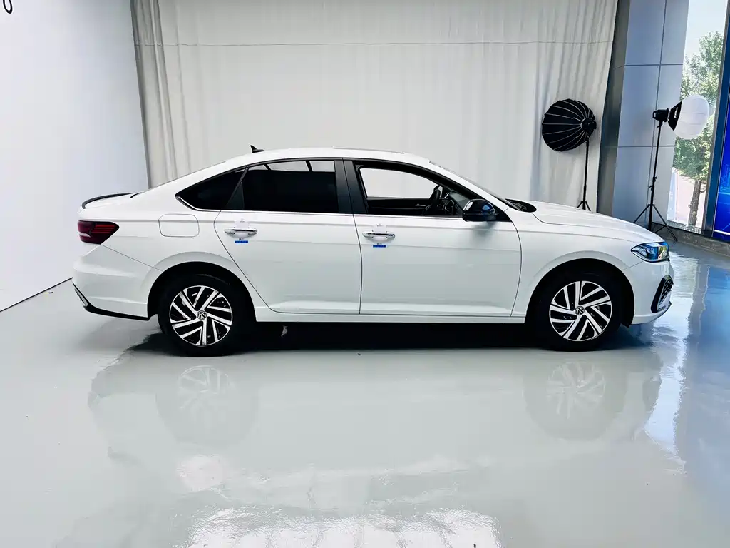 Volkswagen Lavida 2022