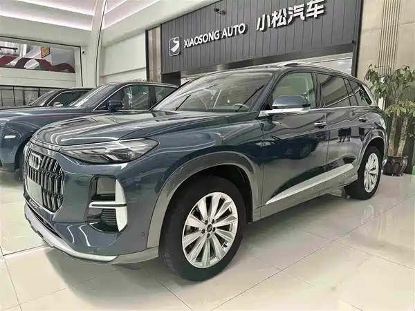 Audi Q6 2024