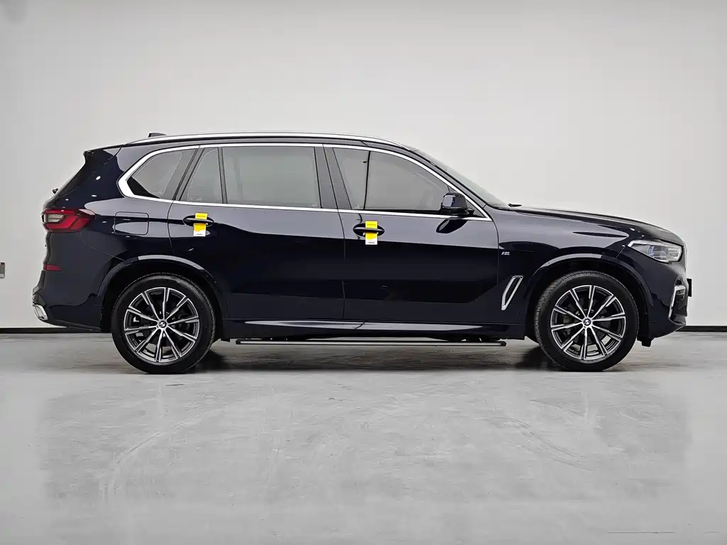 BMW X5 2022 — фото 8