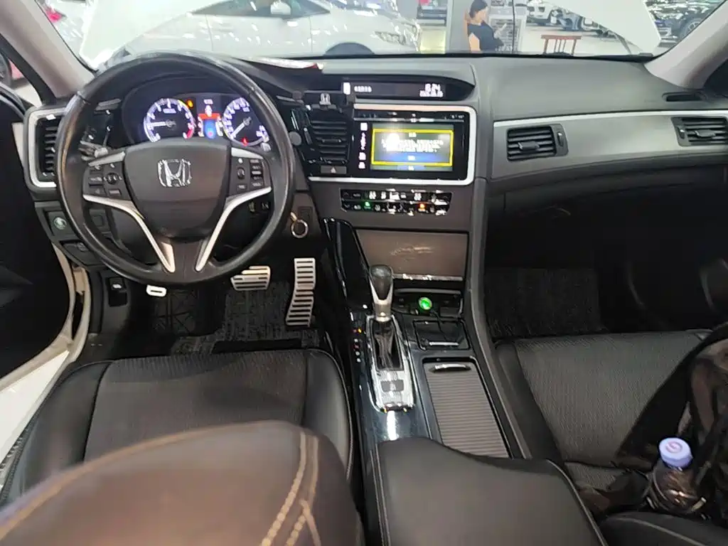 Honda Spirior 2018 — фото 10