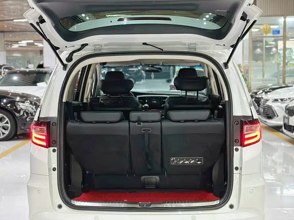 Honda Odyssey 2019 — фото 12
