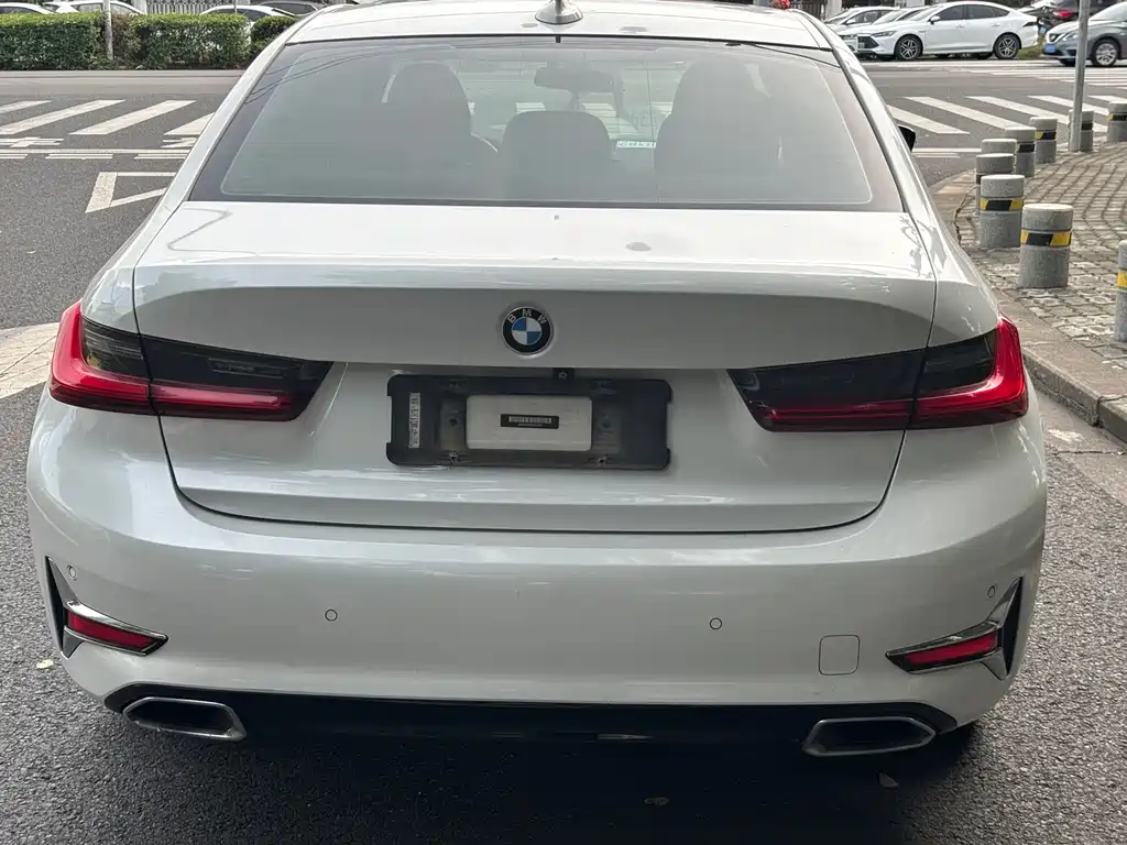 BMW 3 Series 2020 — фото 15