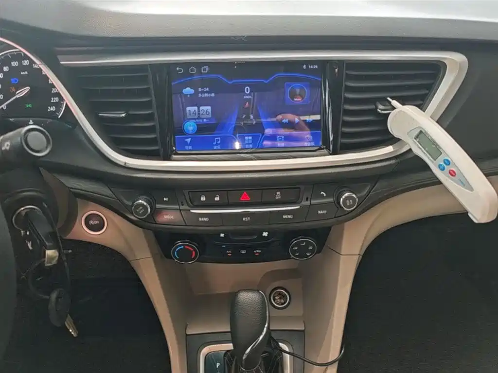 Buick Excelle 2017 — фото 13