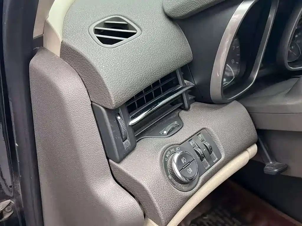 Chevrolet Malibu 2015 — фото 12