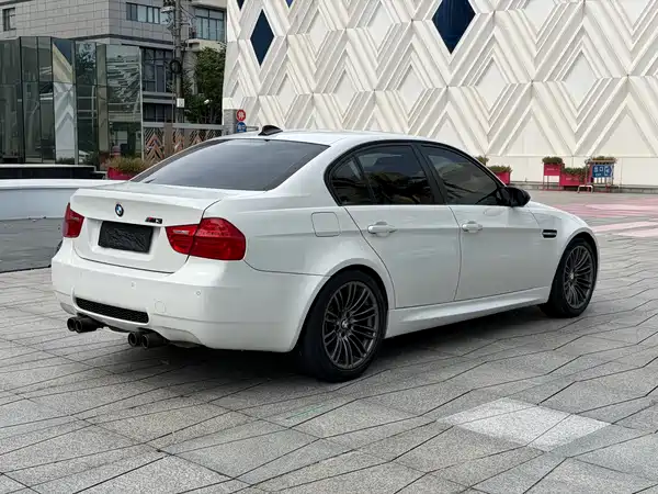 BMW M3 2010