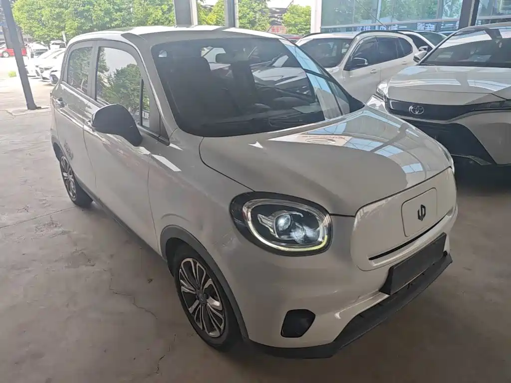 Leapmotor T03 2021