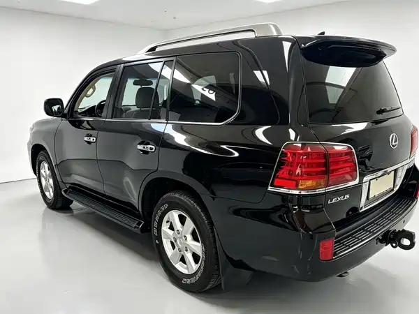 Lexus LX 2012