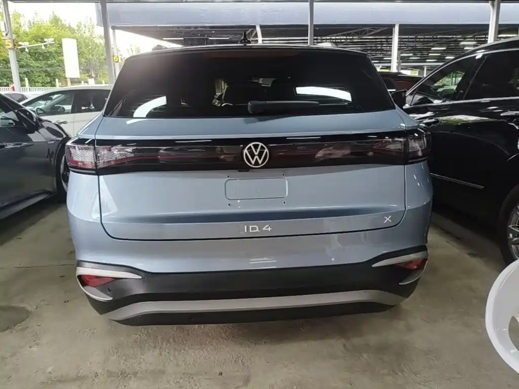 Volkswagen ID.4 X 2024