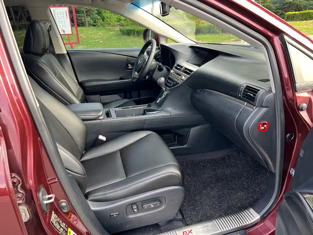 Lexus RX Classic 2013 — фото 12