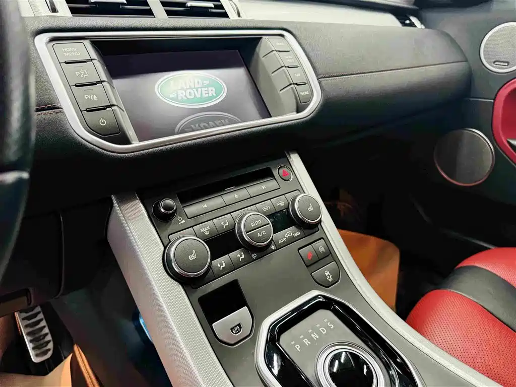 Land Rover Evoque 2015 — фото 15
