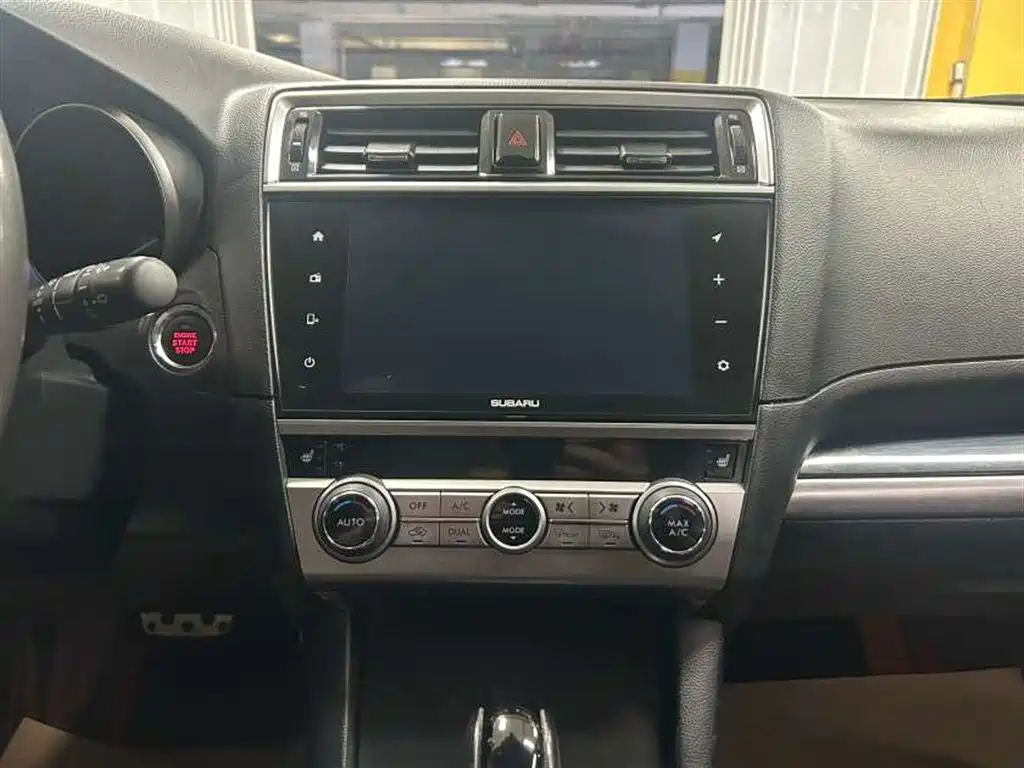 Subaru Outback 2017 — фото 14