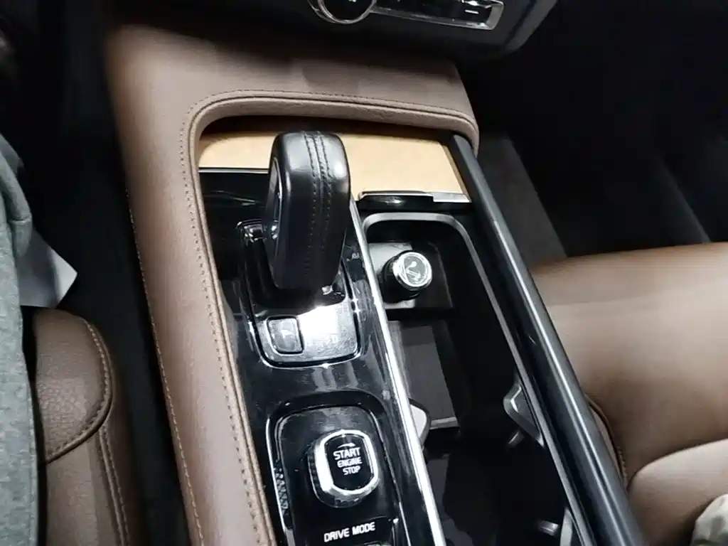 Volvo S90 2021 — фото 14