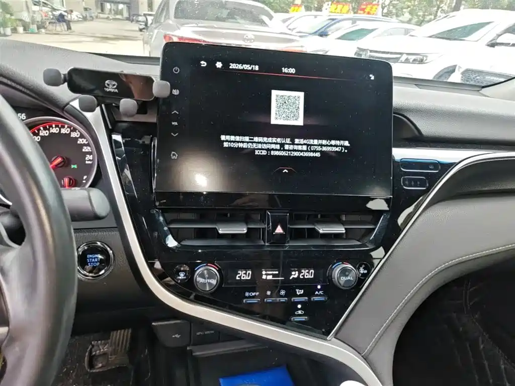 Toyota Camry 2022 — фото 13