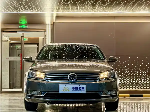 Volkswagen Magotan 2015