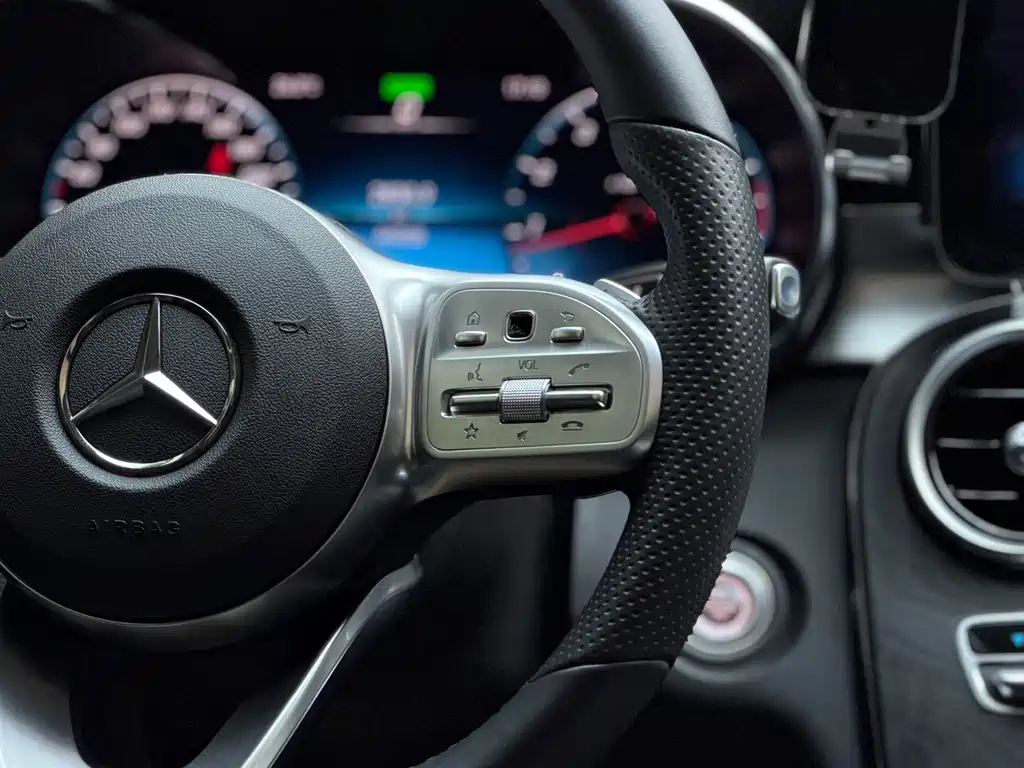 Mercedes-Benz C-Class 2020 — фото 17