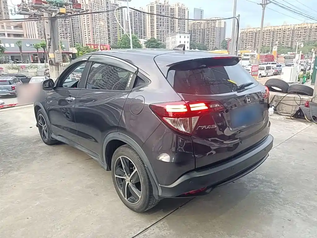 Honda Vezel 2020 — фото 5