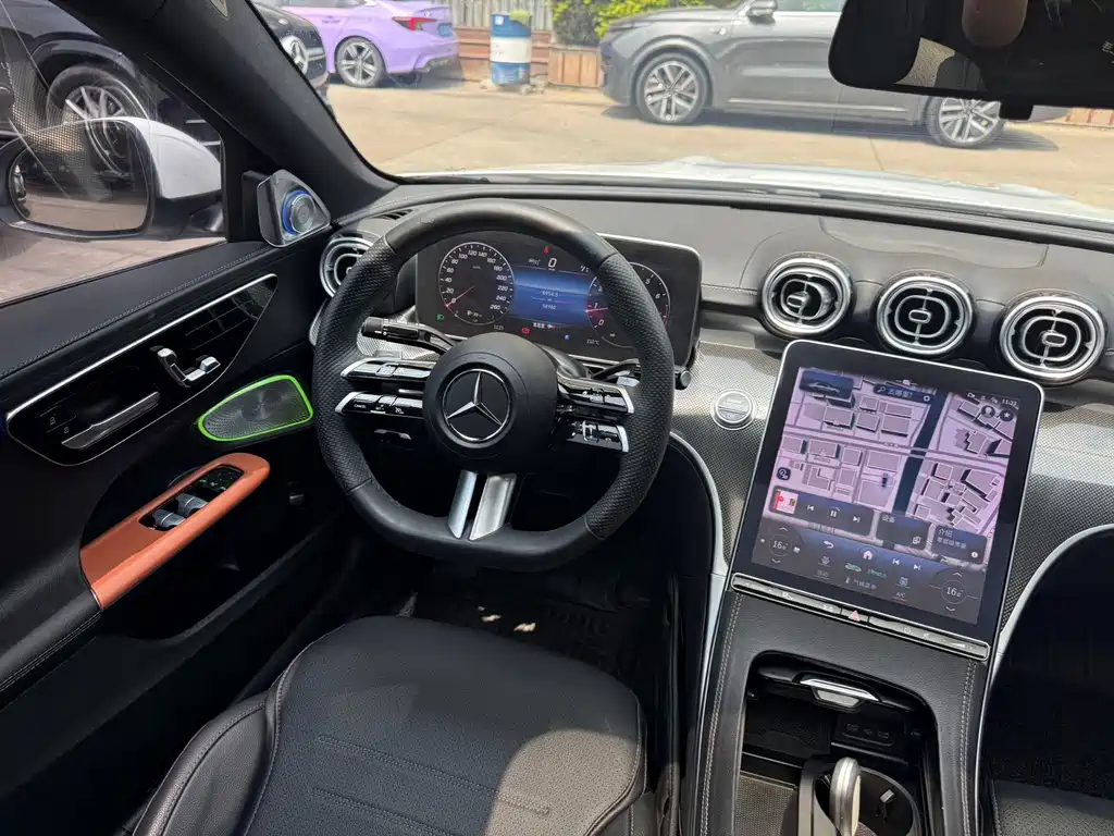 Mercedes-Benz C-Class 2023 — фото 15