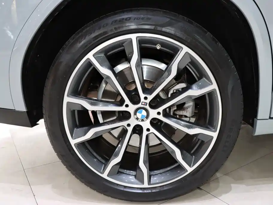 BMW X4 2022 — фото 17