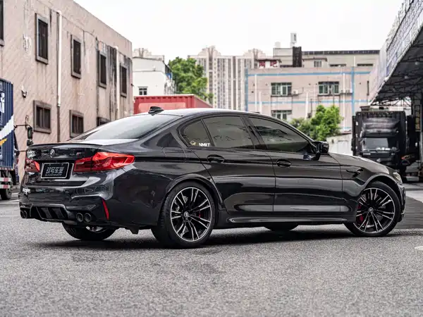 BMW M5 2019