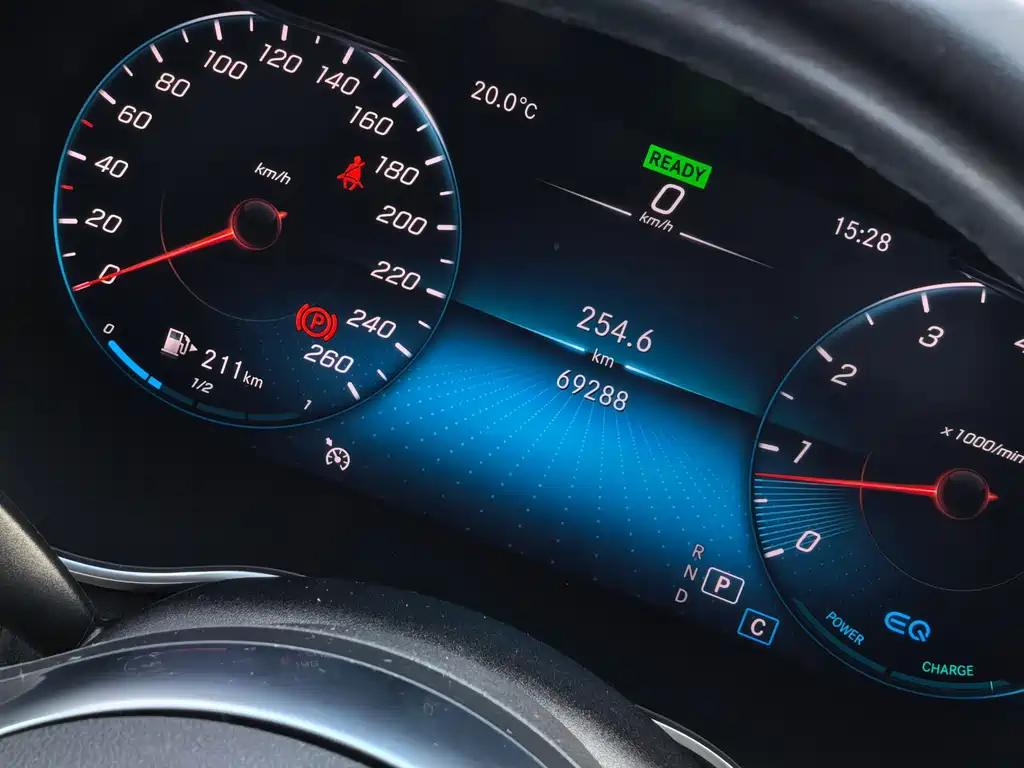 Mercedes-Benz C-Class 2021 — фото 15