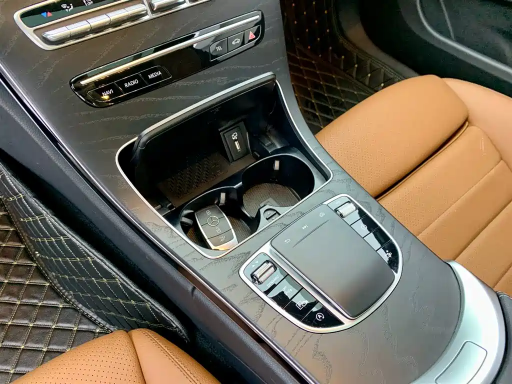 Mercedes-Benz C-Class 2021 — фото 23