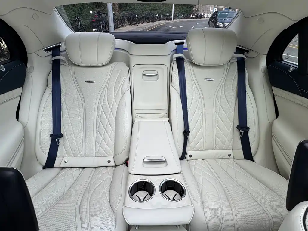 Mercedes-Benz S-Class AMG 2015 — фото 13