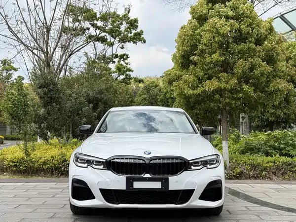 BMW 3 Series 2022