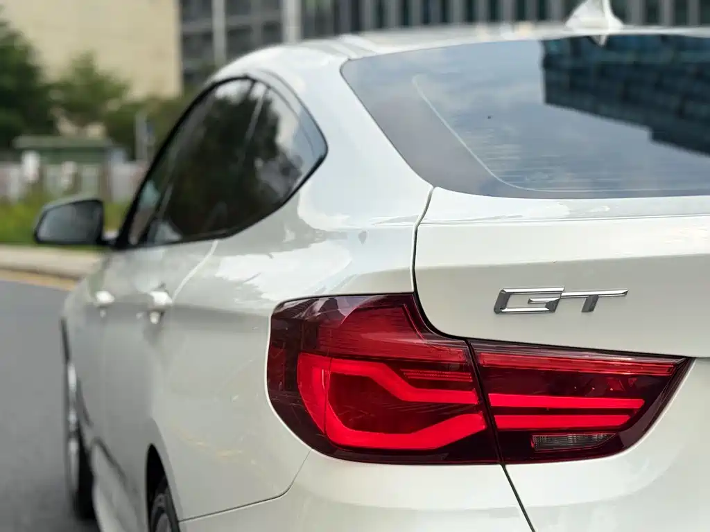 BMW 3 Series GT 2020 — фото 8