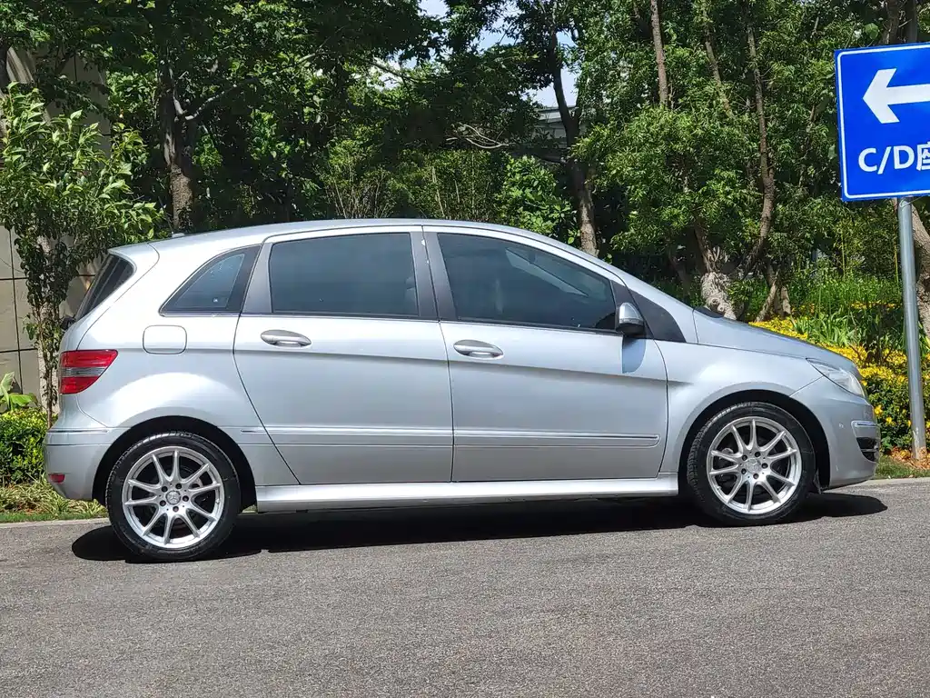 Mercedes-Benz B-Class 2012 — фото 10
