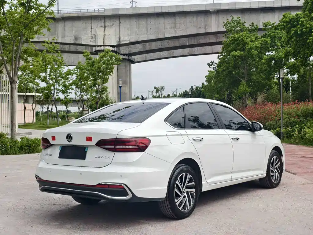 Volkswagen Lavida 2024
