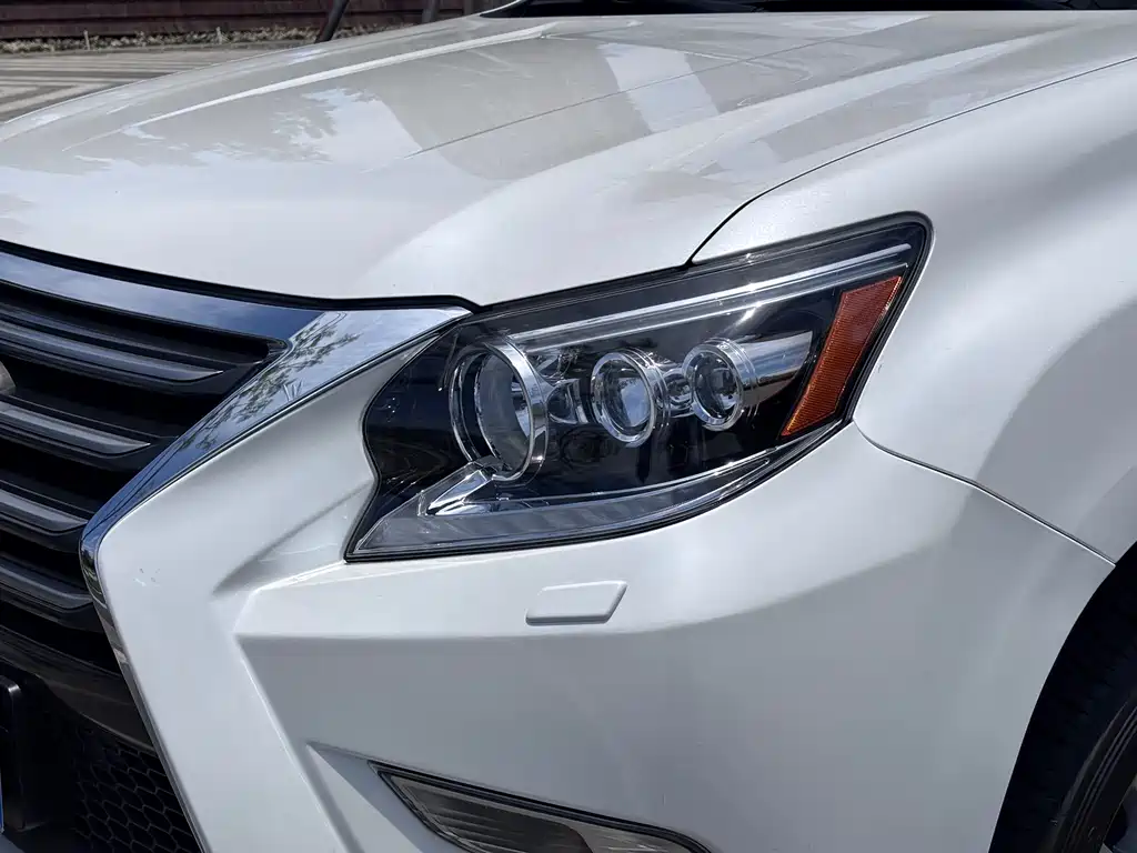 Lexus GX 2016 — фото 14