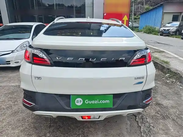 Venucia T90 2019