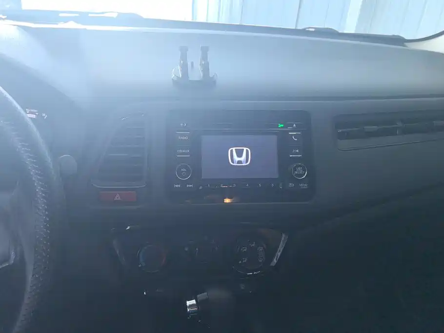 Honda Vezel 2016 — фото 13