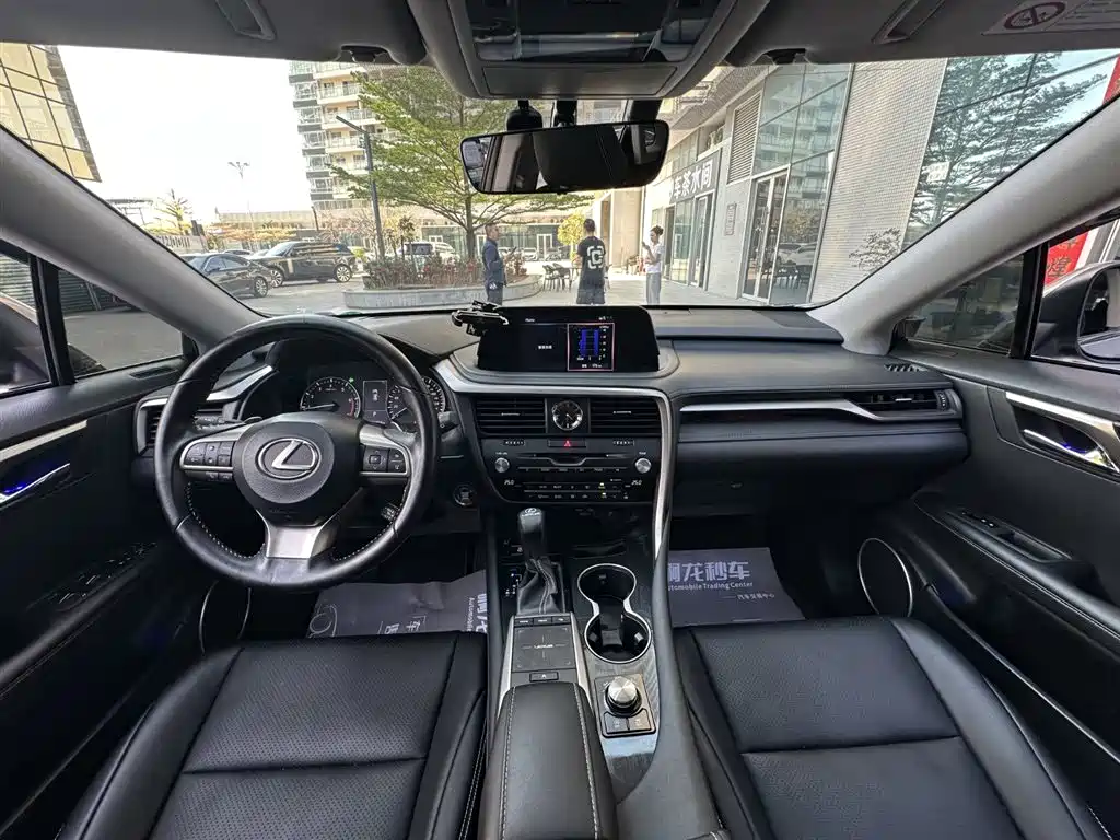 Lexus RX 2022 — фото 15