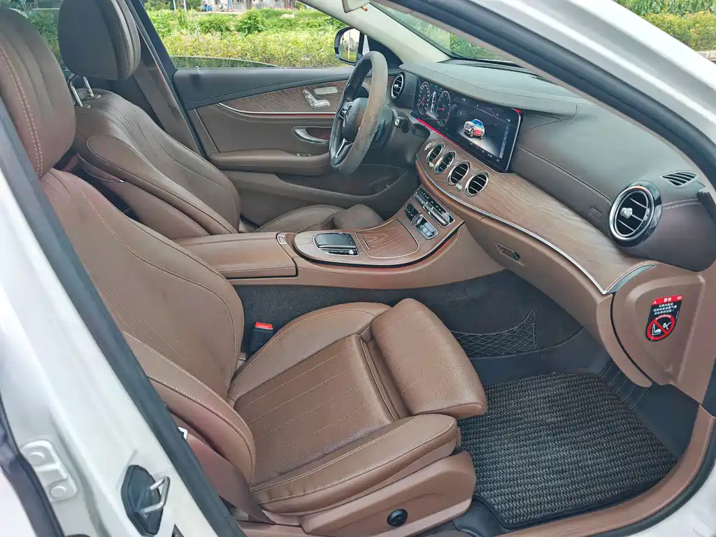 Mercedes-Benz E-Class 2020