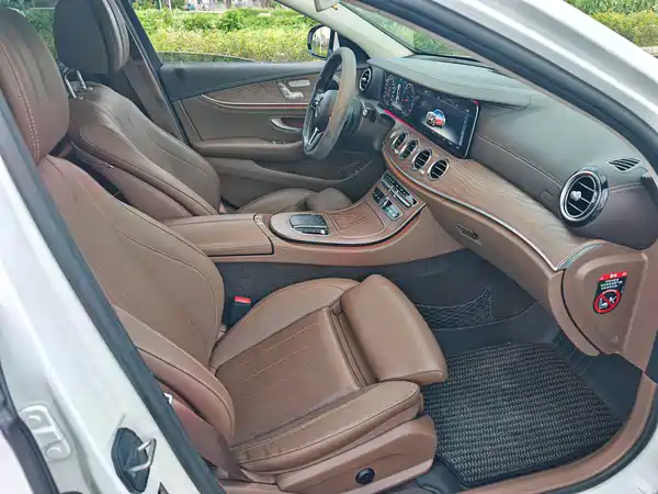 Mercedes-Benz E-Class 2020