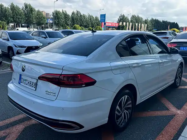 Volkswagen Bora 2023