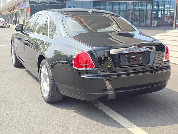 Rolls-Royce Ghost 2016