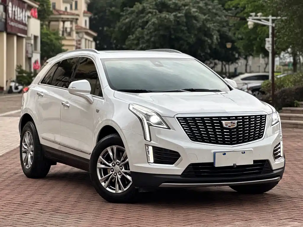 Cadillac XT5 2020 — фото 2