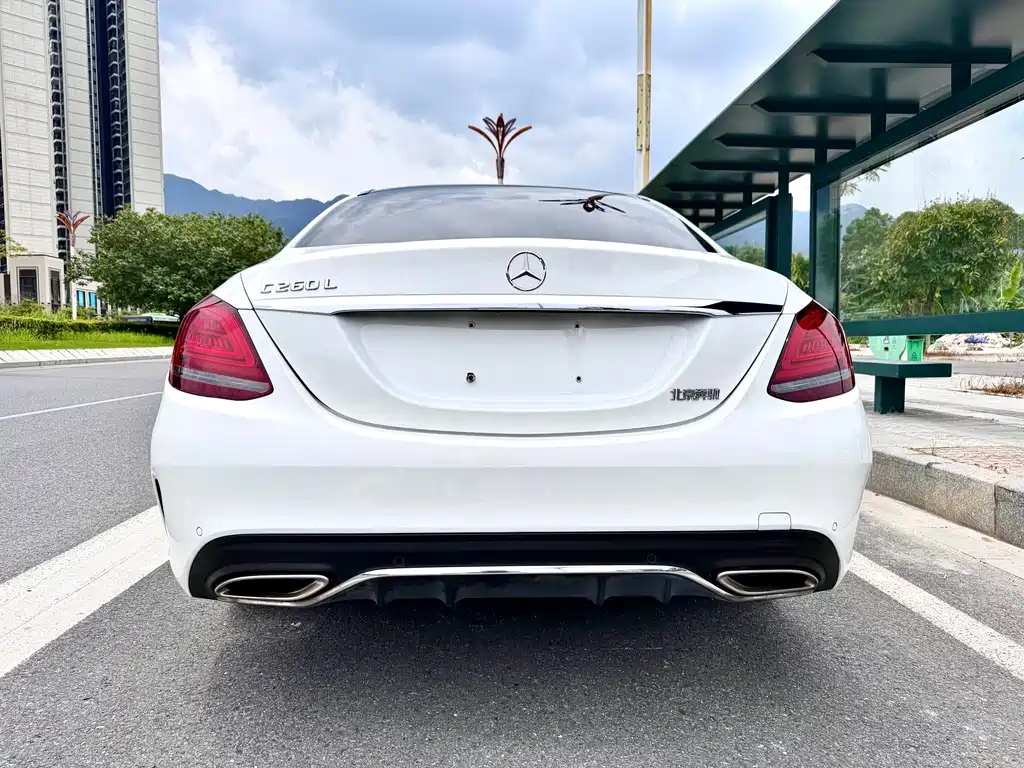 Mercedes-Benz C-Class 2020