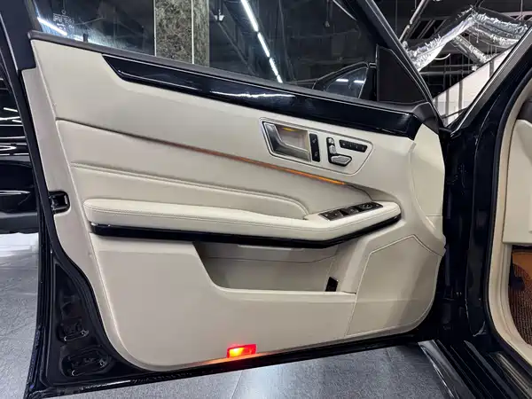 Mercedes-Benz E-Class 2016