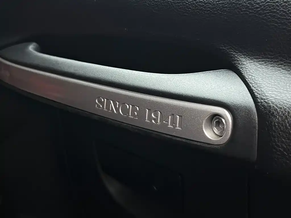 Jeep Wrangler 2018 — фото 17