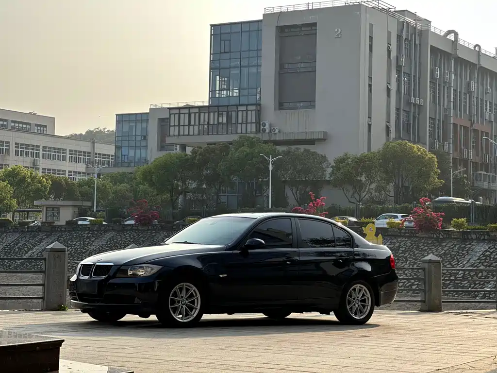 BMW 3 Series 2007