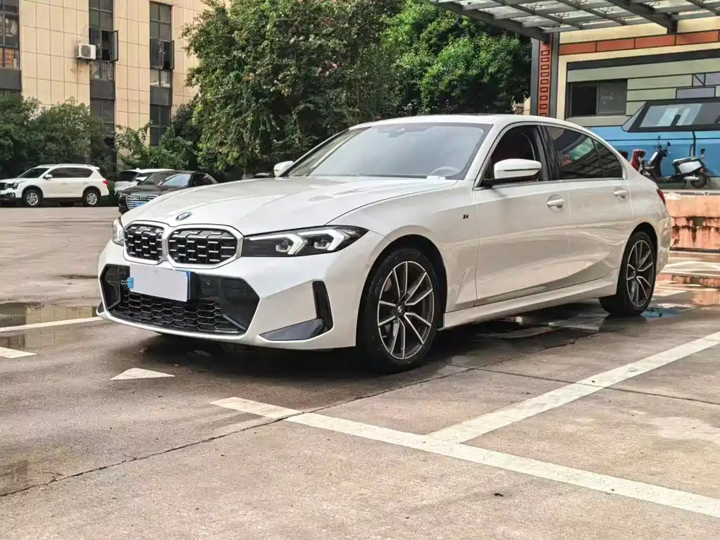 BMW 3 Series 2024