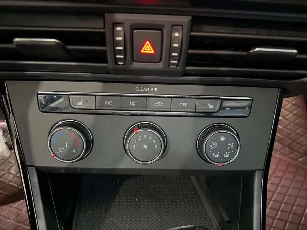 Volkswagen Passat 2023