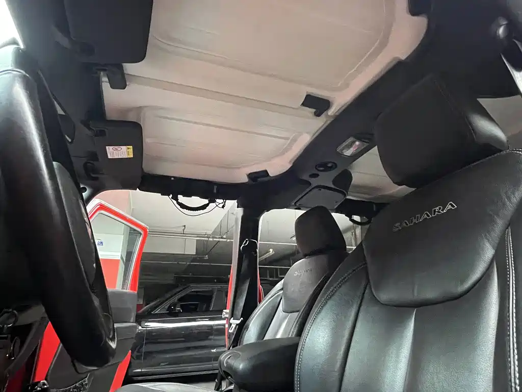 Jeep Wrangler 2018 — фото 20