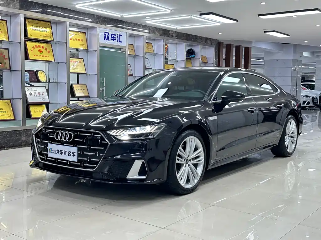 Audi A7L 2025