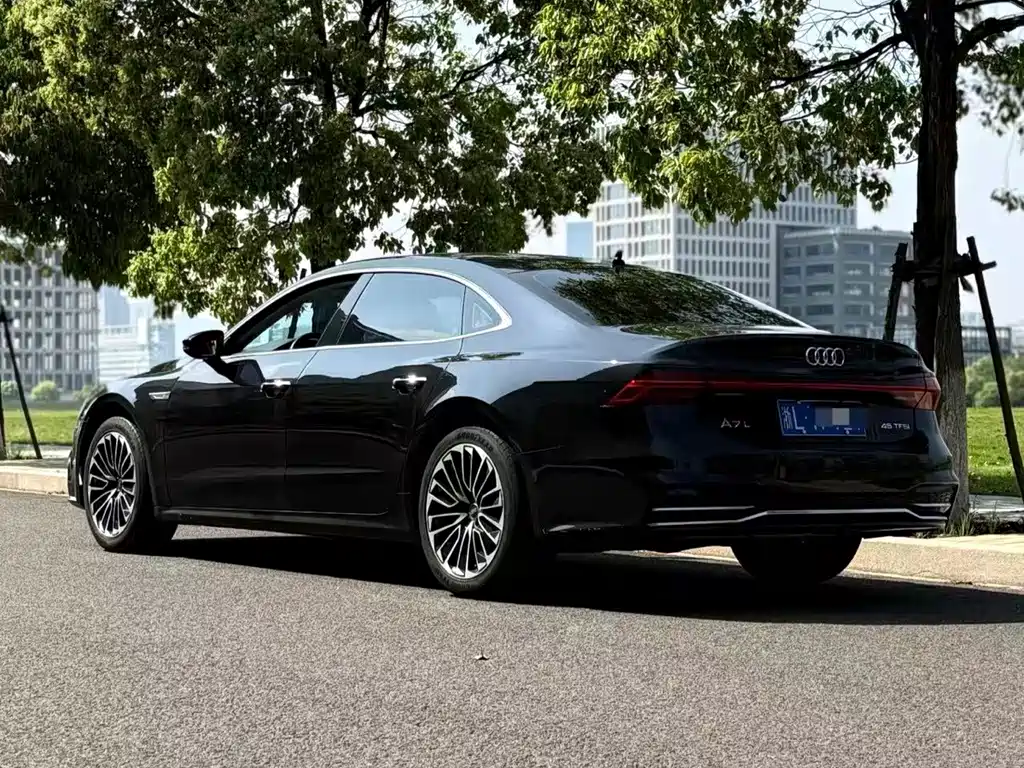 Audi A7L 2024 — фото 2