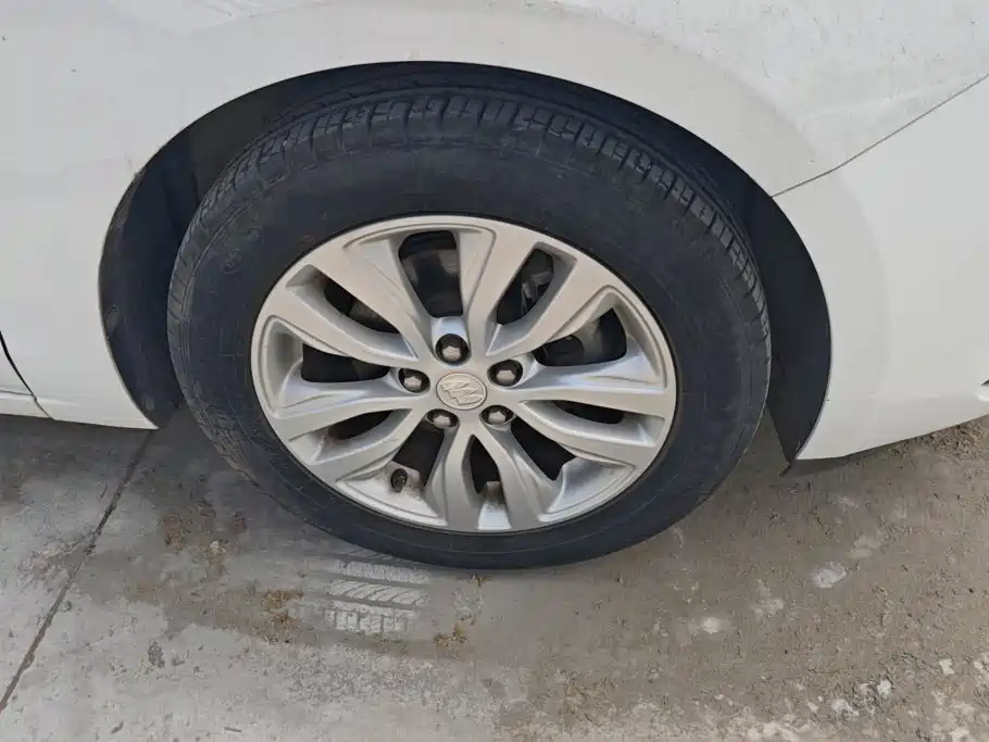 Buick Excelle 2019