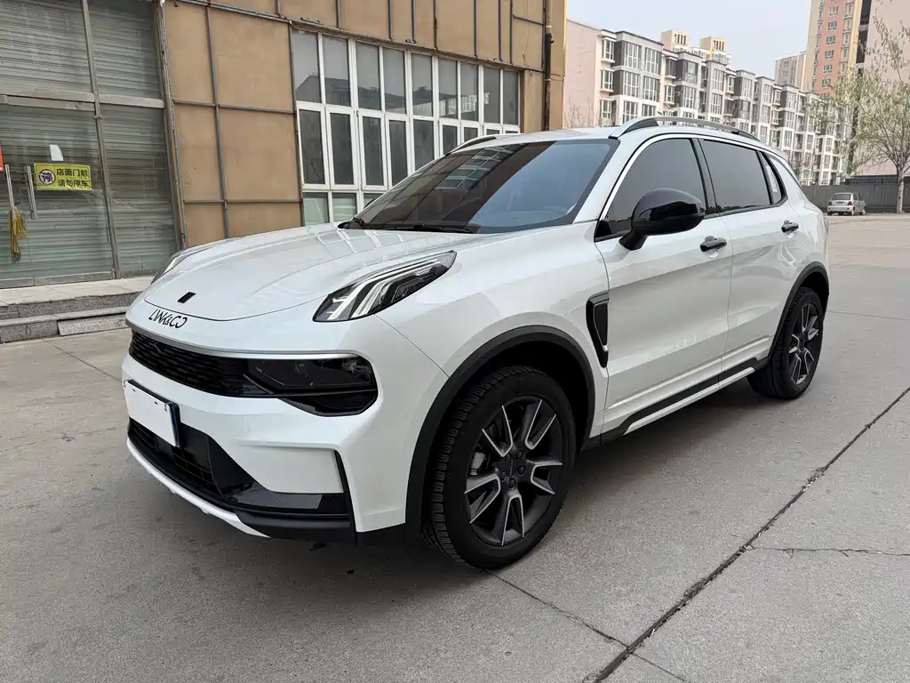 Lynk & Co 01 2024
